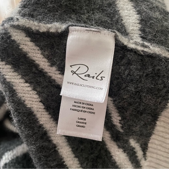 RAILS Lana Mixed Abstract Tiger Stripes Wool Blend Crewneck Sweater Size Large - Picture 10 of 12